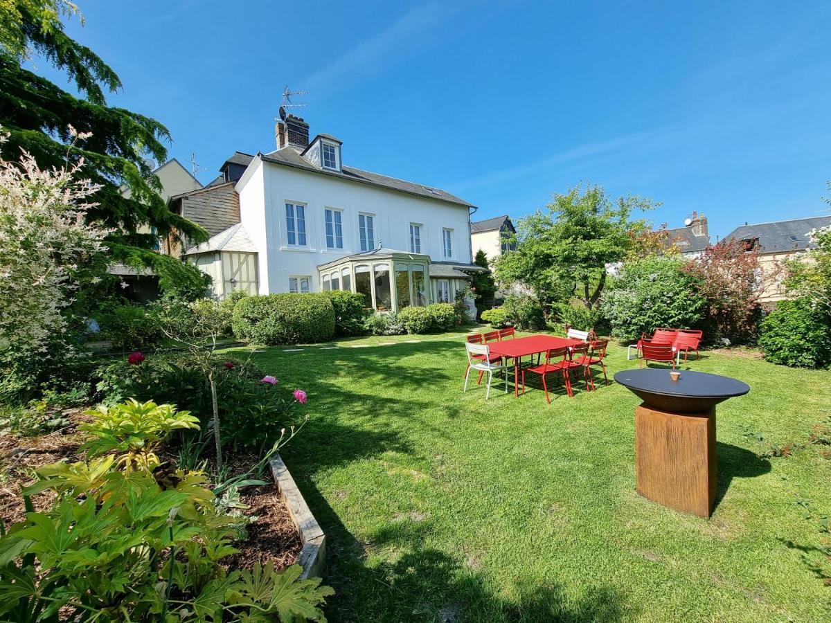 Maison Saint Leonard Онфльор Екстериор снимка