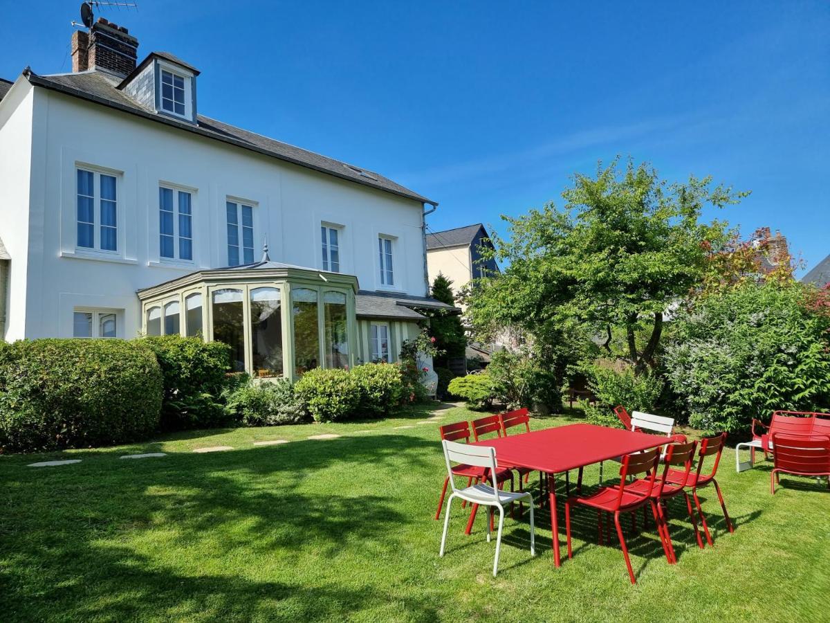 Maison Saint Leonard Онфльор Екстериор снимка